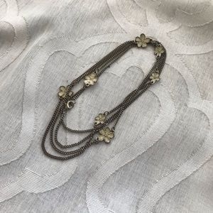 Vintage chain flower necklace